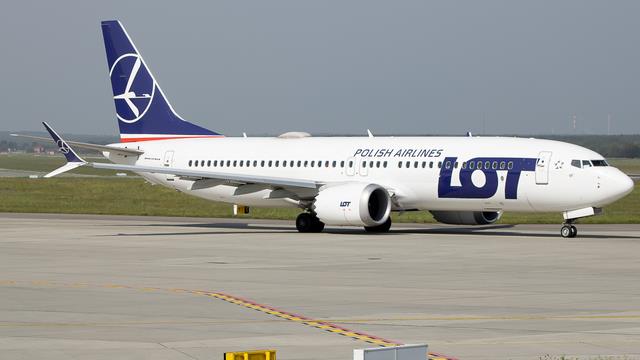 SP-LVF::LOT Polish Airlines